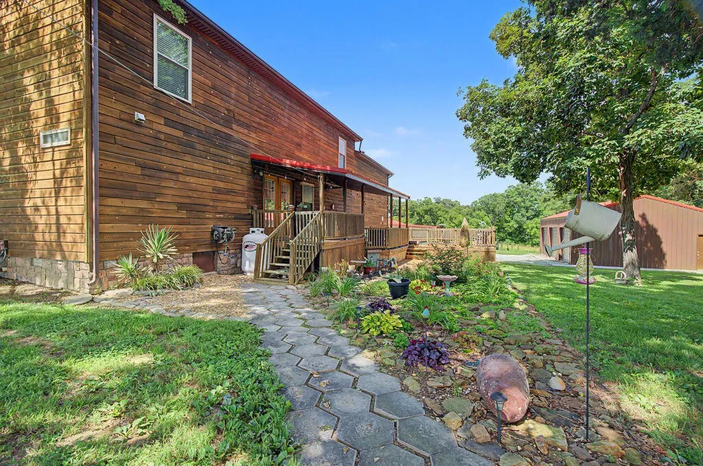 3281 Mount Zoar Road Hopkinsville KY 42240
