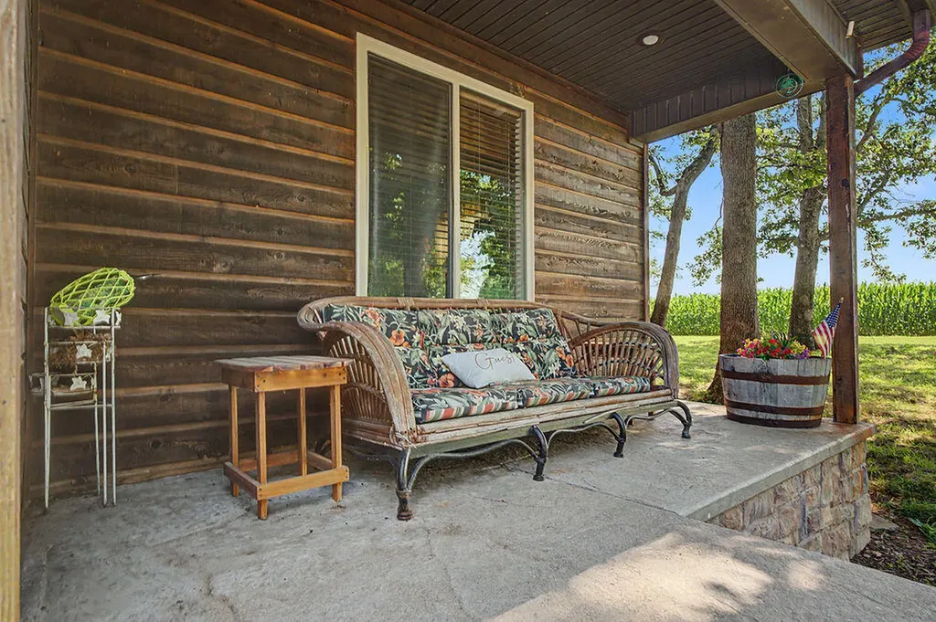 3281 Mount Zoar Road Hopkinsville KY 42240