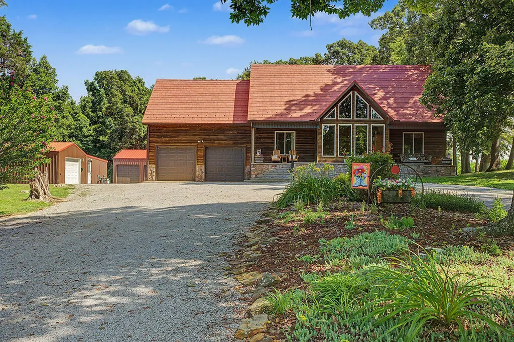 3281 Mount Zoar Road Hopkinsville KY 42240