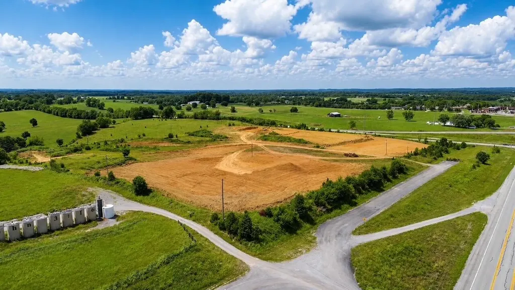 1 Burkesville Road Columbia KY 42728