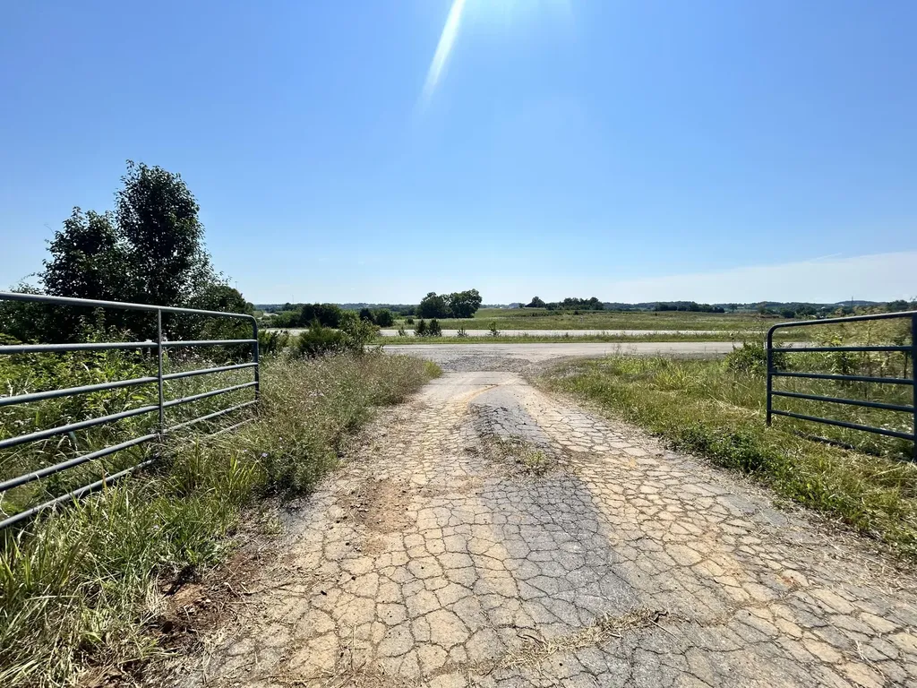1 Burkesville Road Columbia KY 42728