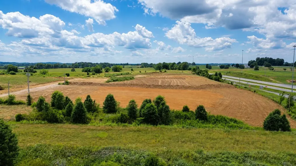 1 Burkesville Road Columbia KY 42728