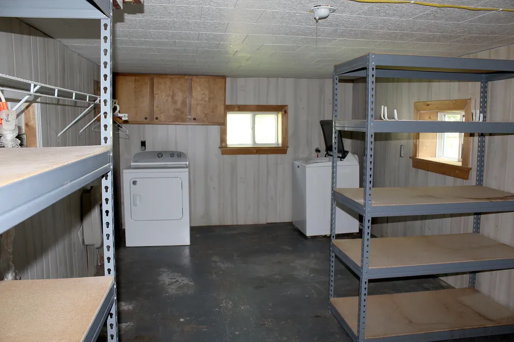 4243 W Kentucky 94 Murray KY 42071