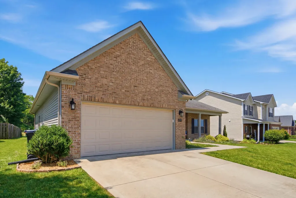2717 Kearney Creek Lane Lexington KY 40511