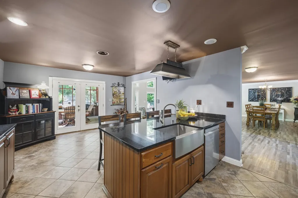 280 Pine Valley Road Berea KY 40403