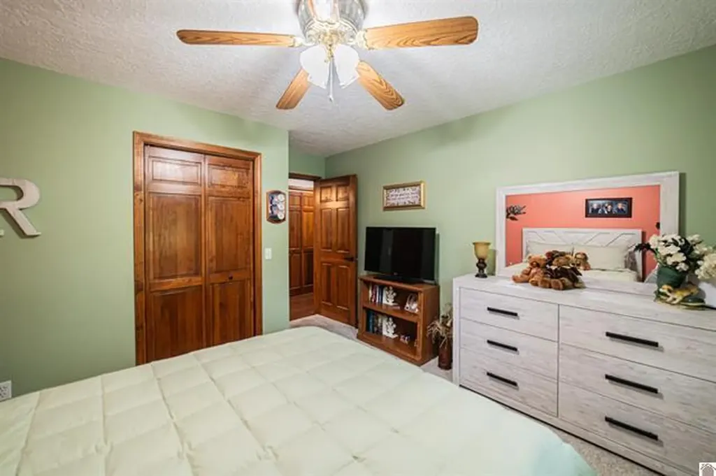 84 Orchard Street Bardwell KY 42023