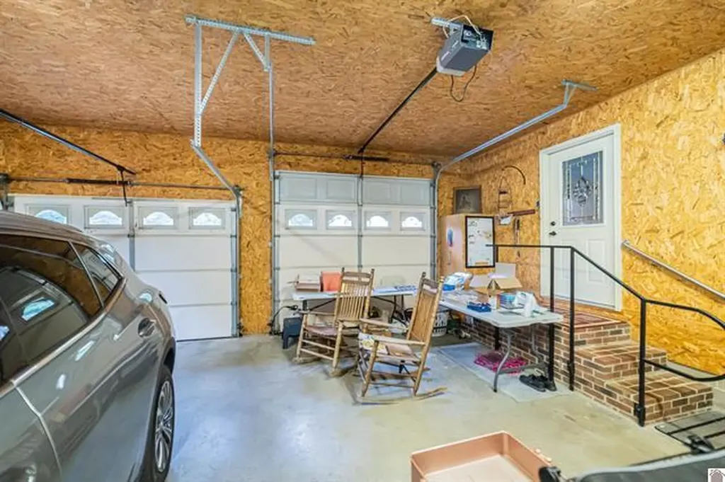 84 Orchard Street Bardwell KY 42023