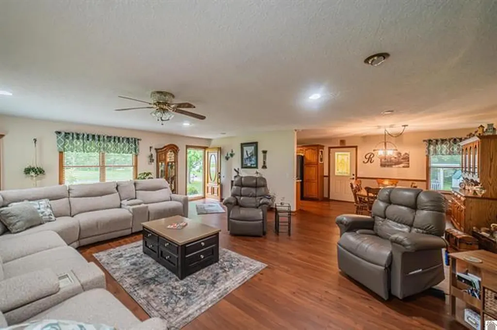 84 Orchard Street Bardwell KY 42023