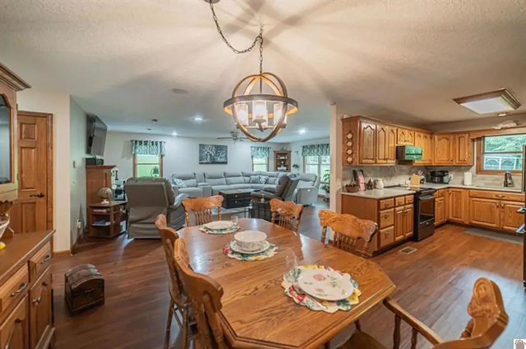 84 Orchard Street Bardwell KY 42023