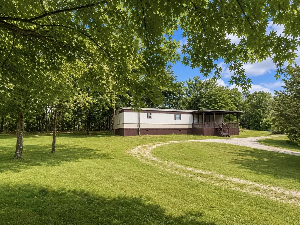 486 Old Happy Top Road Monticello KY 42633