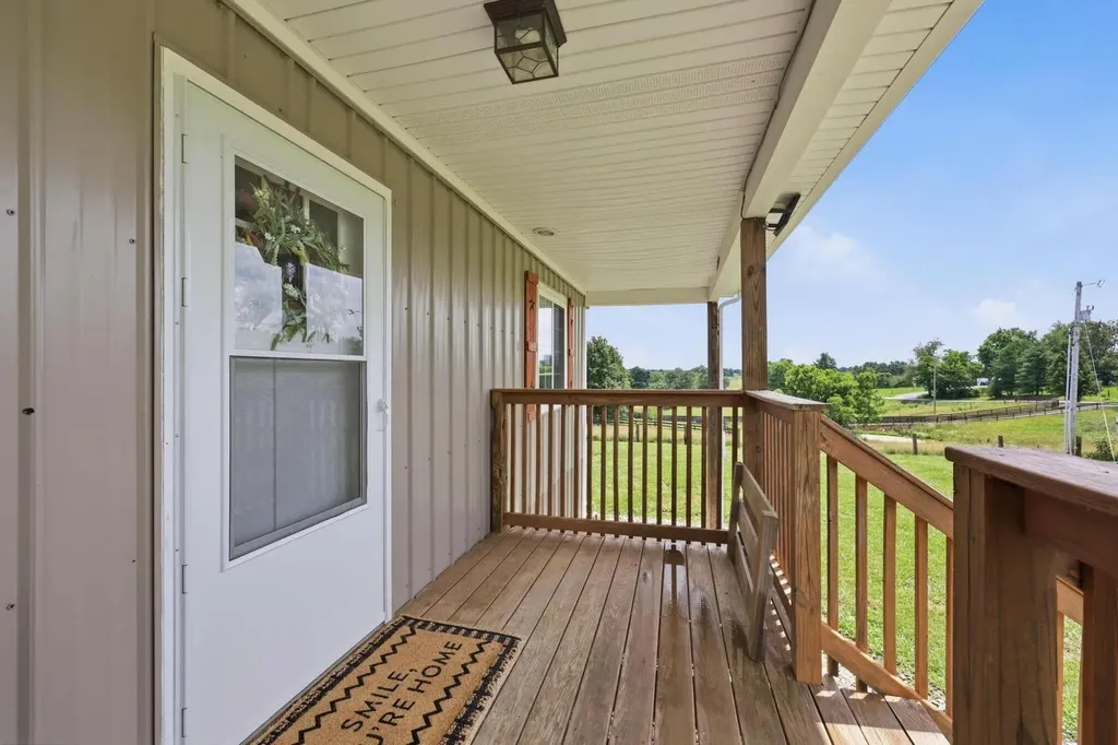 6888 Bybee Road Winchester KY 40391