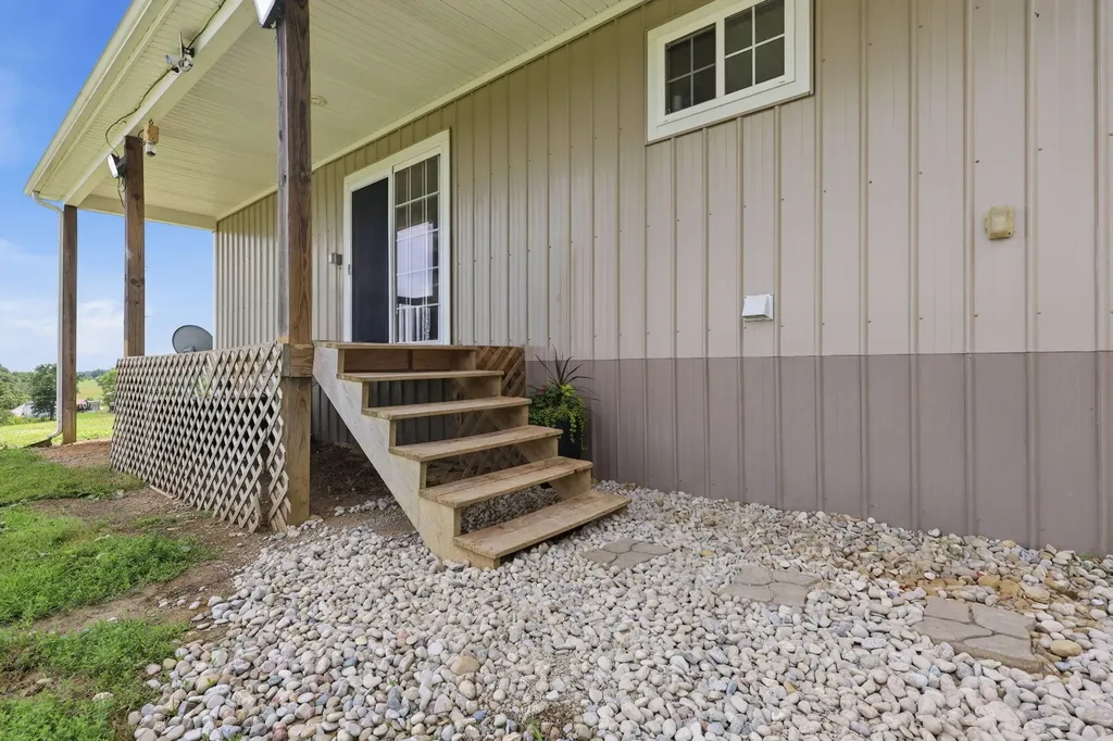 6888 Bybee Road Winchester KY 40391