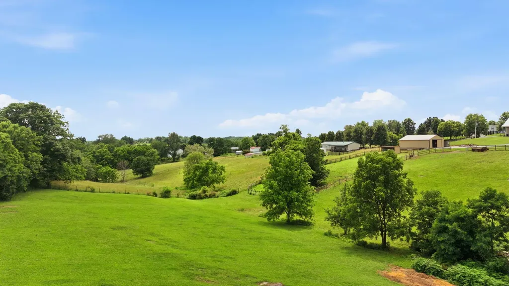 6888 Bybee Road Winchester KY 40391