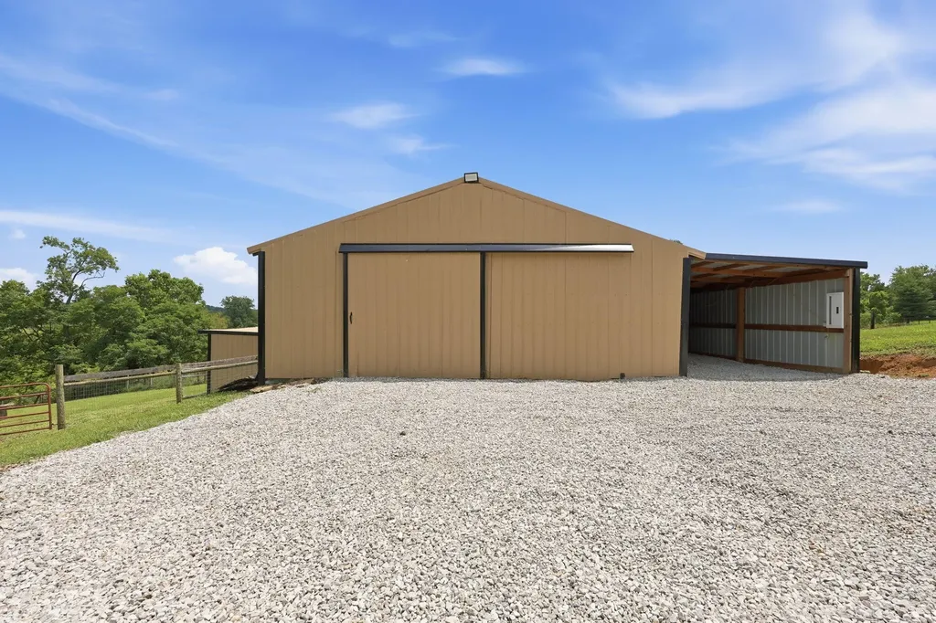 6888 Bybee Road Winchester KY 40391