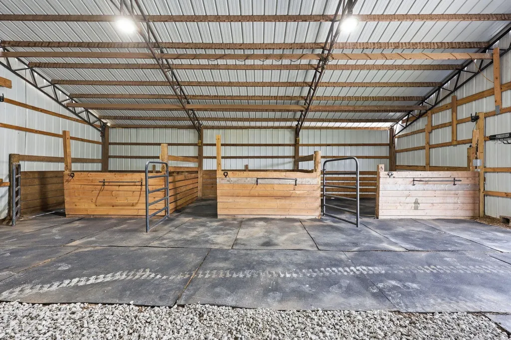 6888 Bybee Road Winchester KY 40391