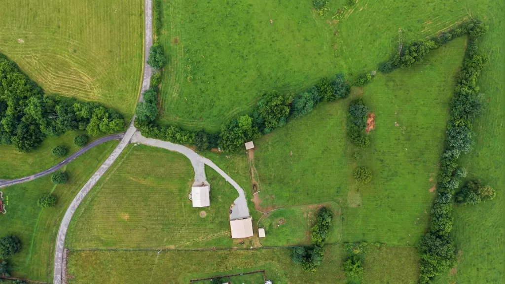 6888 Bybee Road Winchester KY 40391
