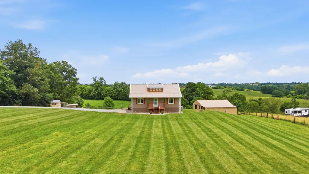 6888 Bybee Road Winchester KY 40391