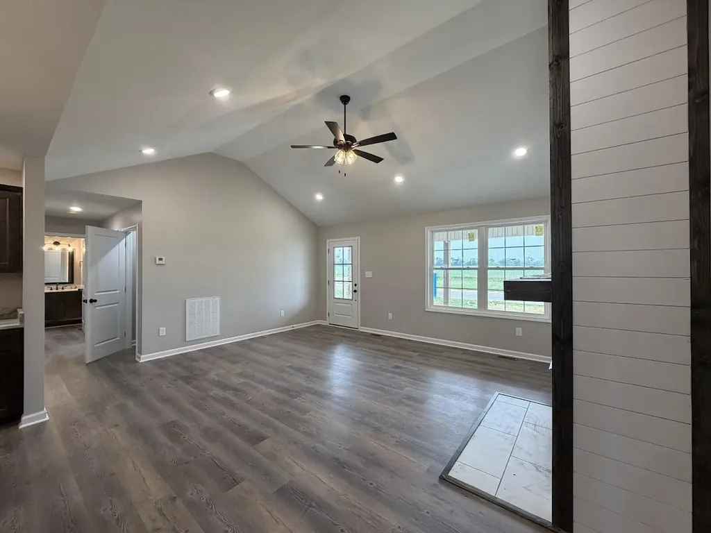 326 Billy T Drive Elkton KY 42220