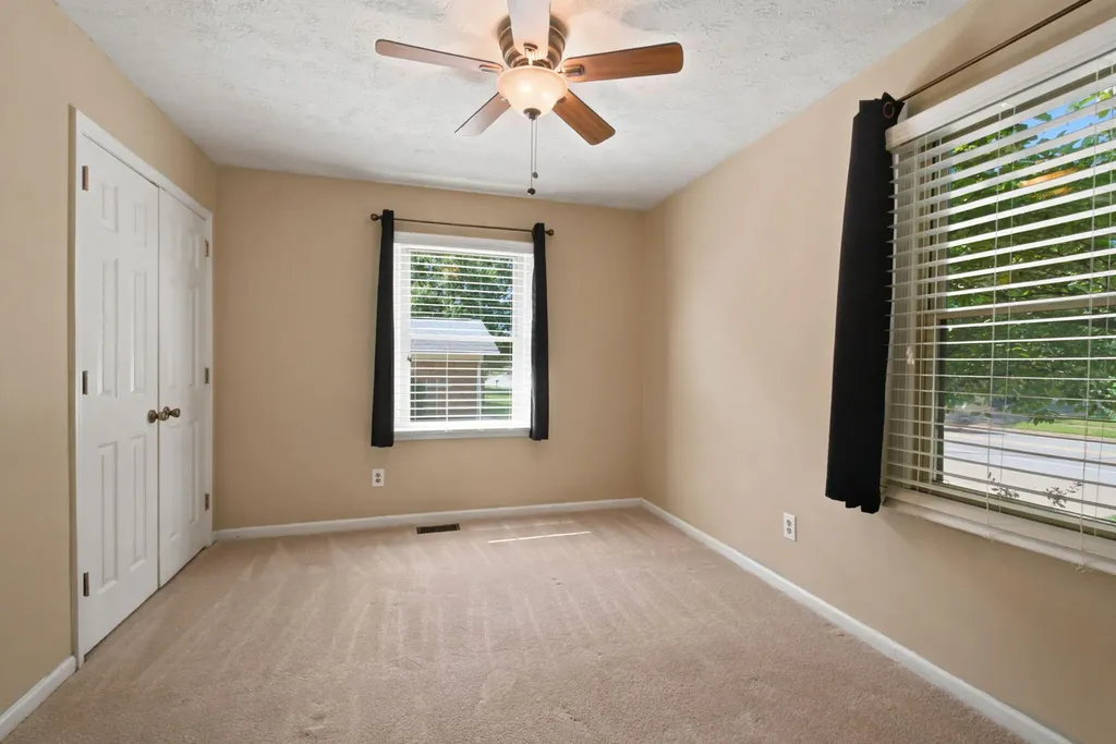 436 Pasadena Drive Lexington KY 40503