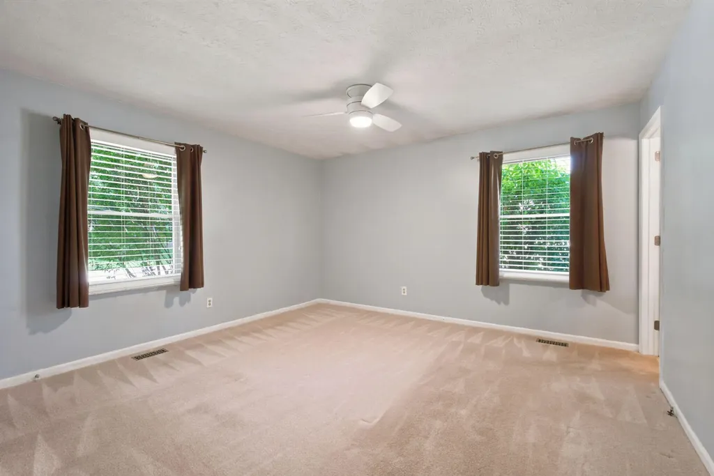 436 Pasadena Drive Lexington KY 40503