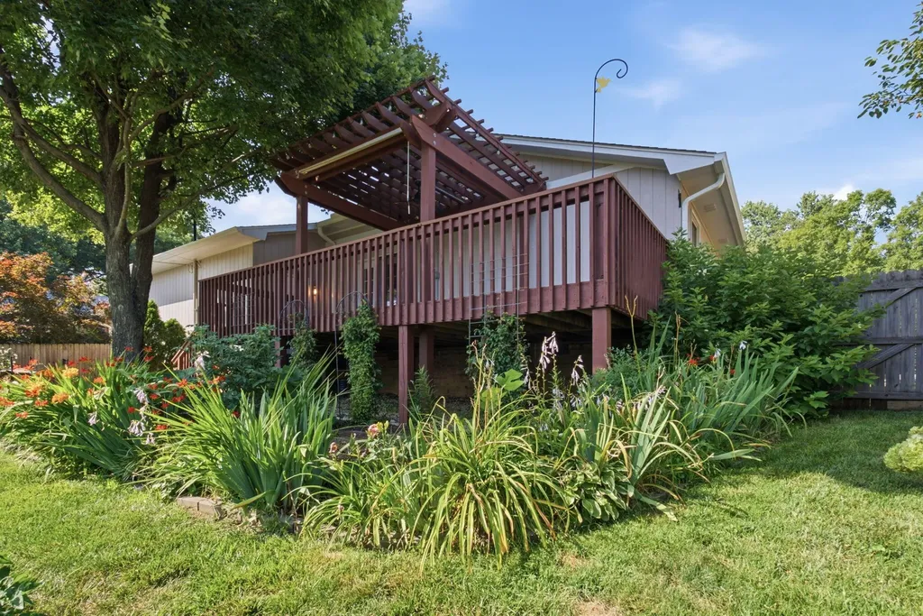 436 Pasadena Drive Lexington KY 40503