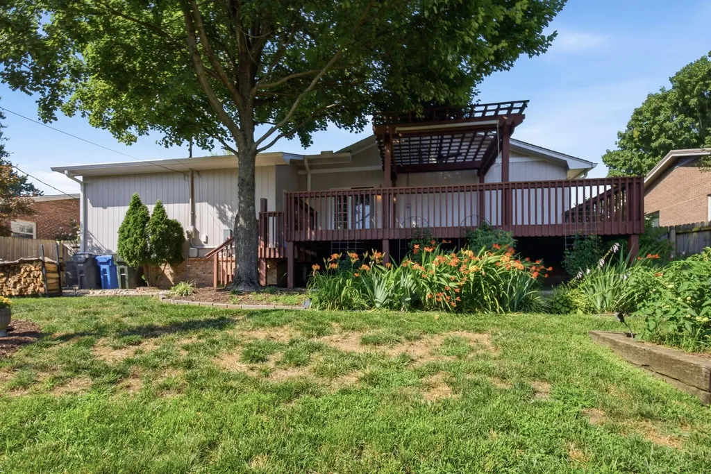 436 Pasadena Drive Lexington KY 40503