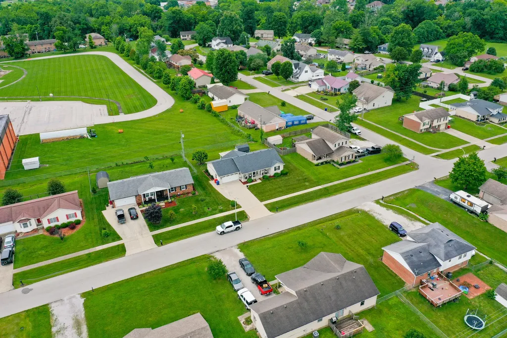 419 Plumtree Drive Berea KY 40403