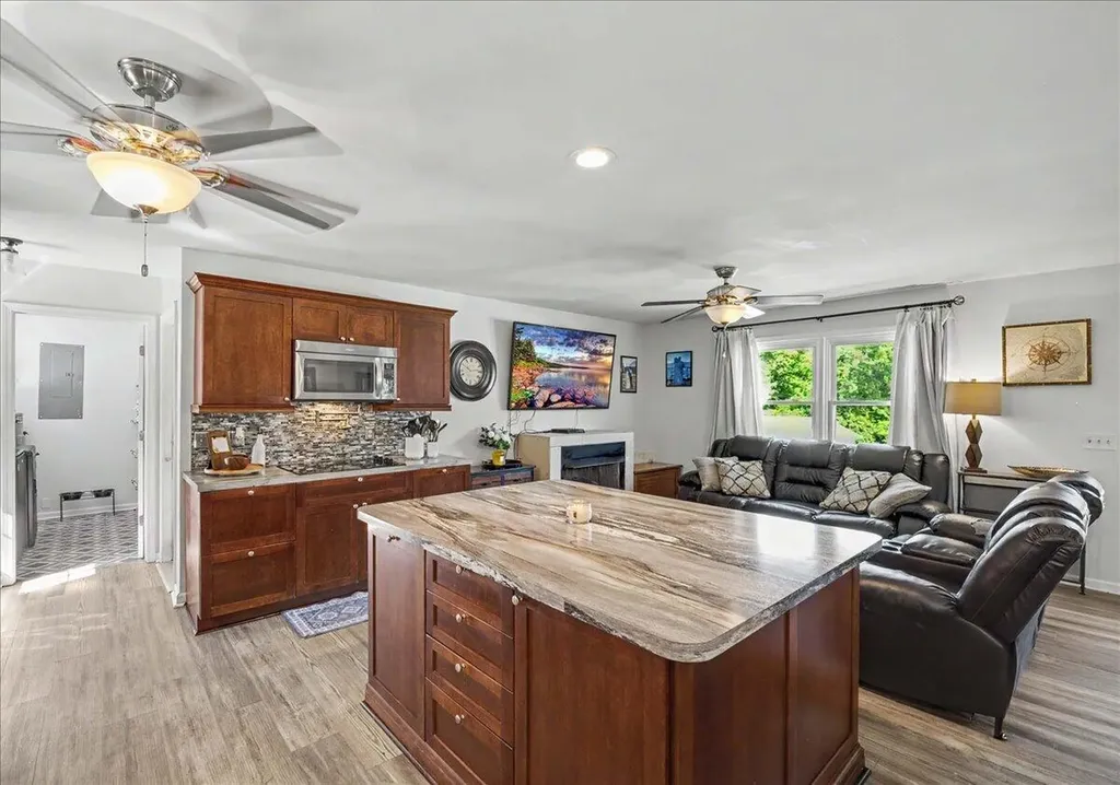 111 Bender Drive Frankfort KY 40601