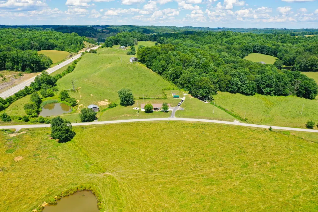 641 State Highway 3444 Annville KY 40402