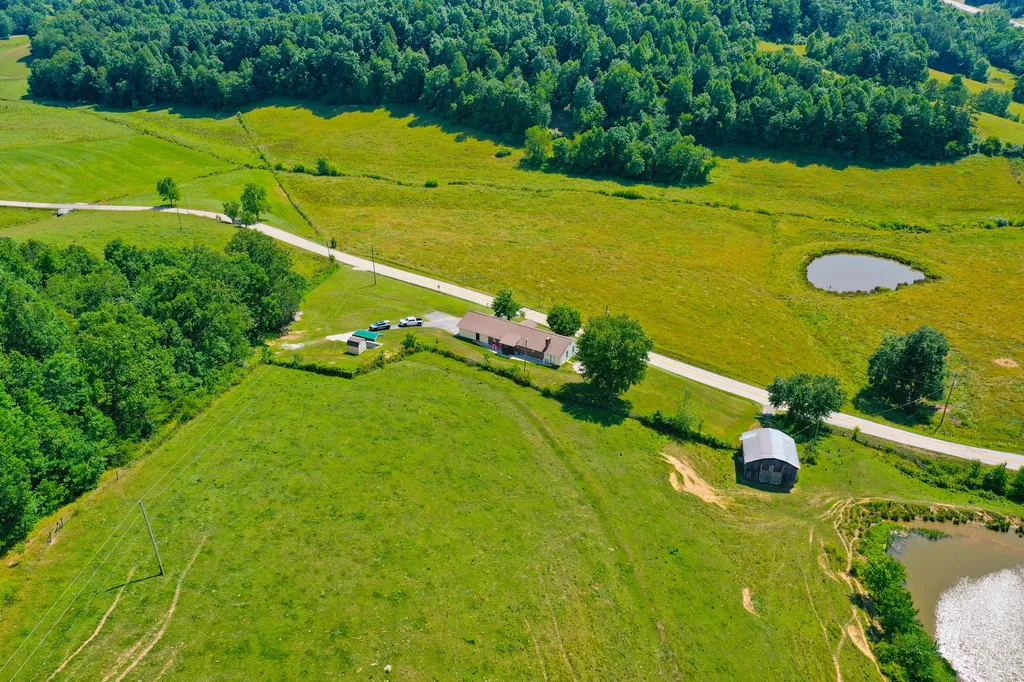 641 State Highway 3444 Annville KY 40402