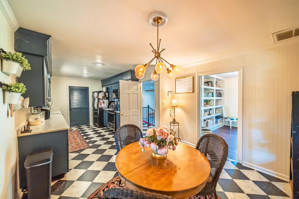 4242 Forrest Avenue Paducah KY 42001