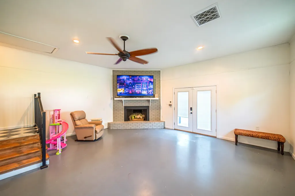 4242 Forrest Avenue Paducah KY 42001