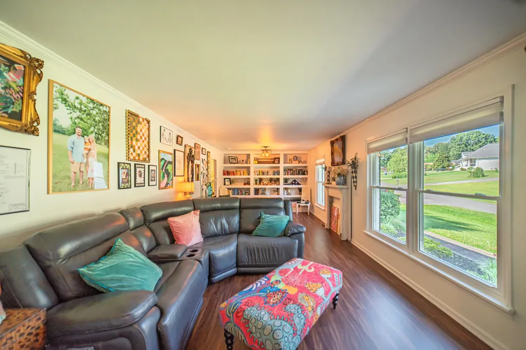 4242 Forrest Avenue Paducah KY 42001