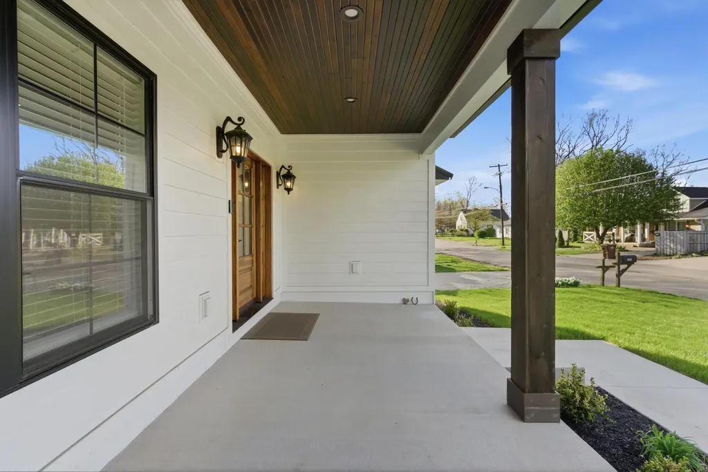 6329 Athens Boonesboro Road Lexington KY 40509