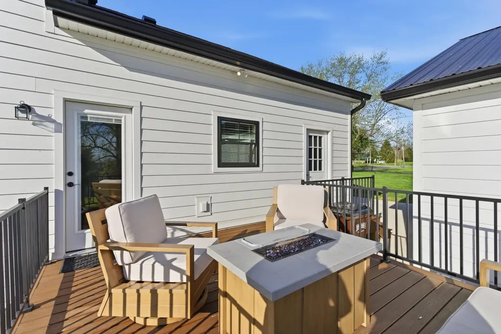 6329 Athens Boonesboro Road Lexington KY 40509