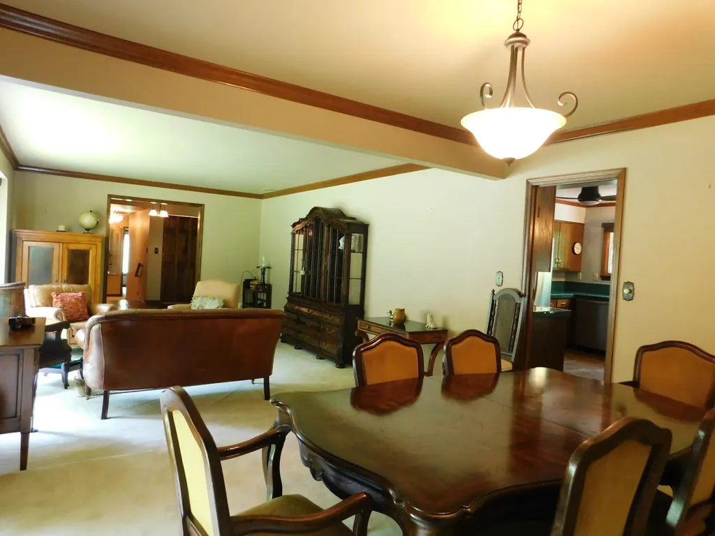 859 Woodland Hills Harlan KY 40831