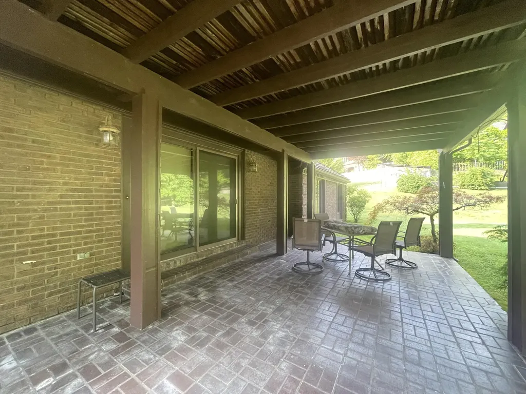 859 Woodland Hills Harlan KY 40831