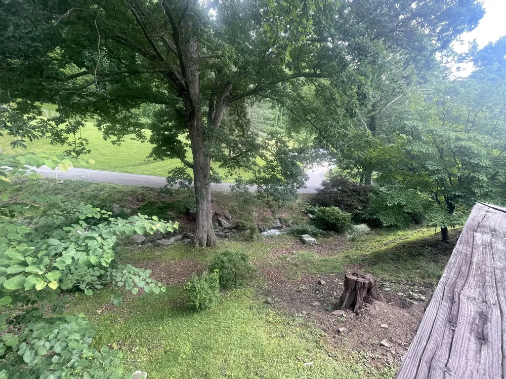 859 Woodland Hills Harlan KY 40831