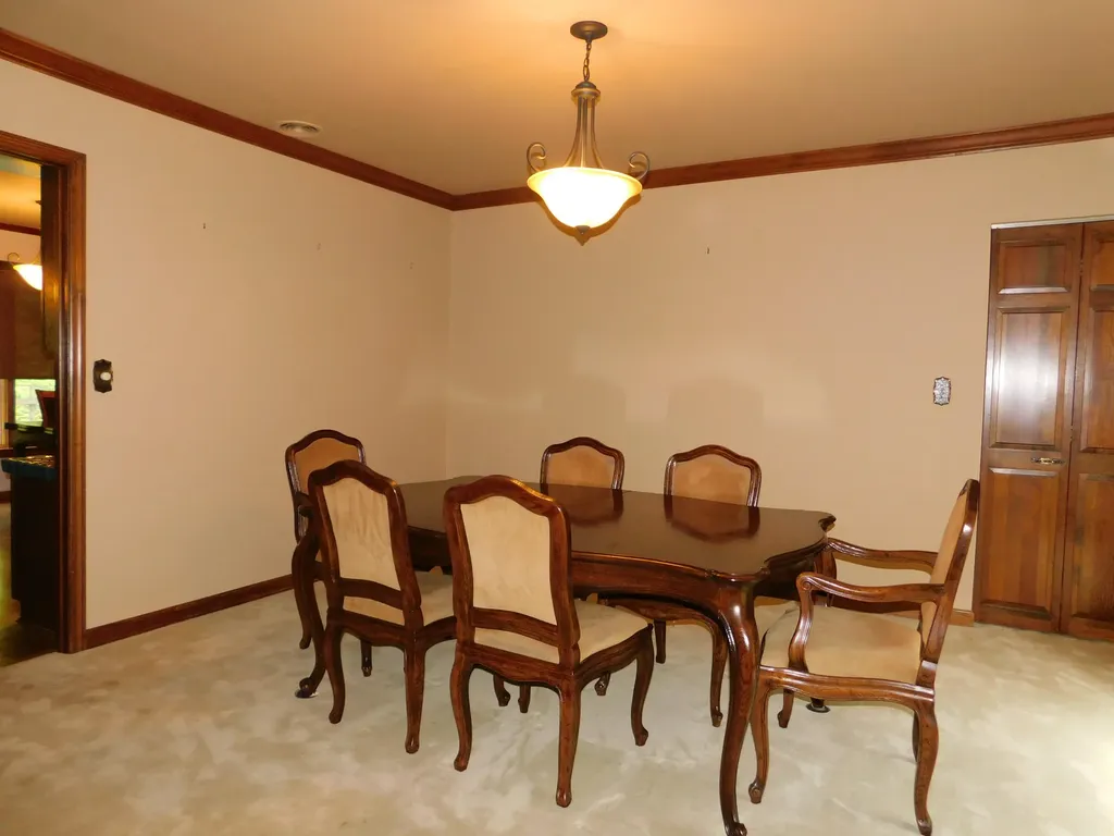 859 Woodland Hills Harlan KY 40831