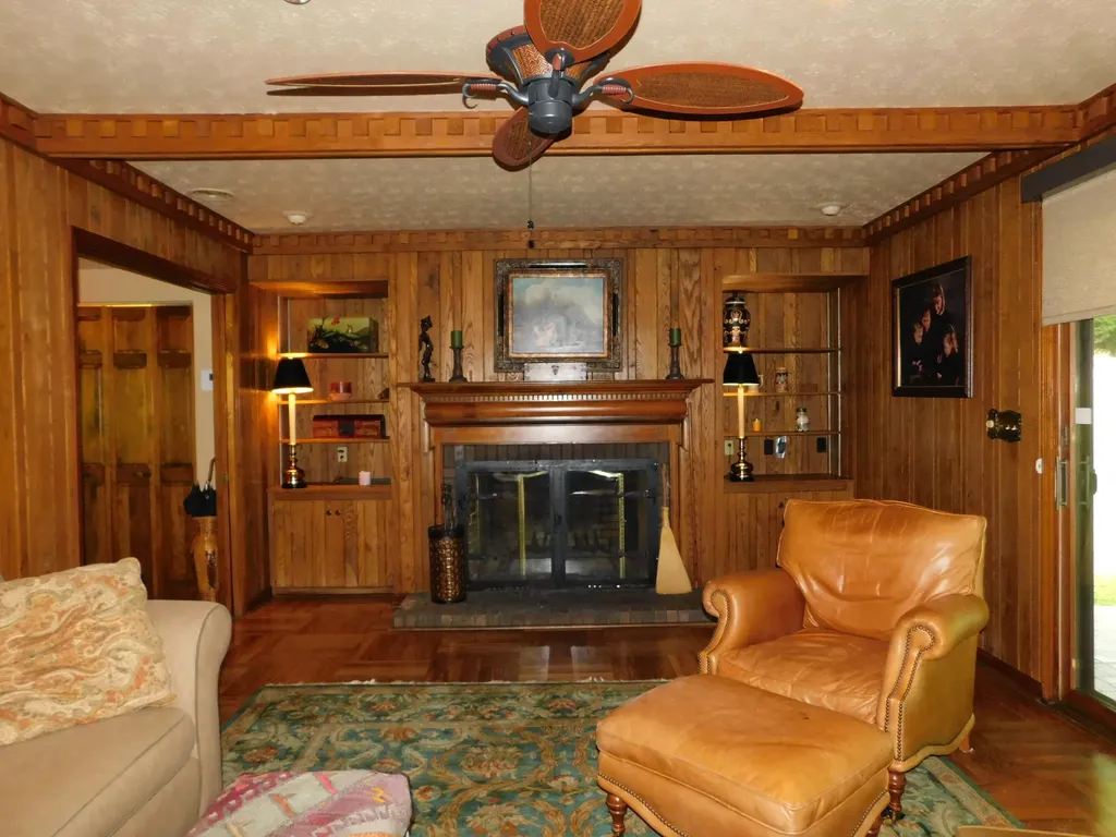 859 Woodland Hills Harlan KY 40831
