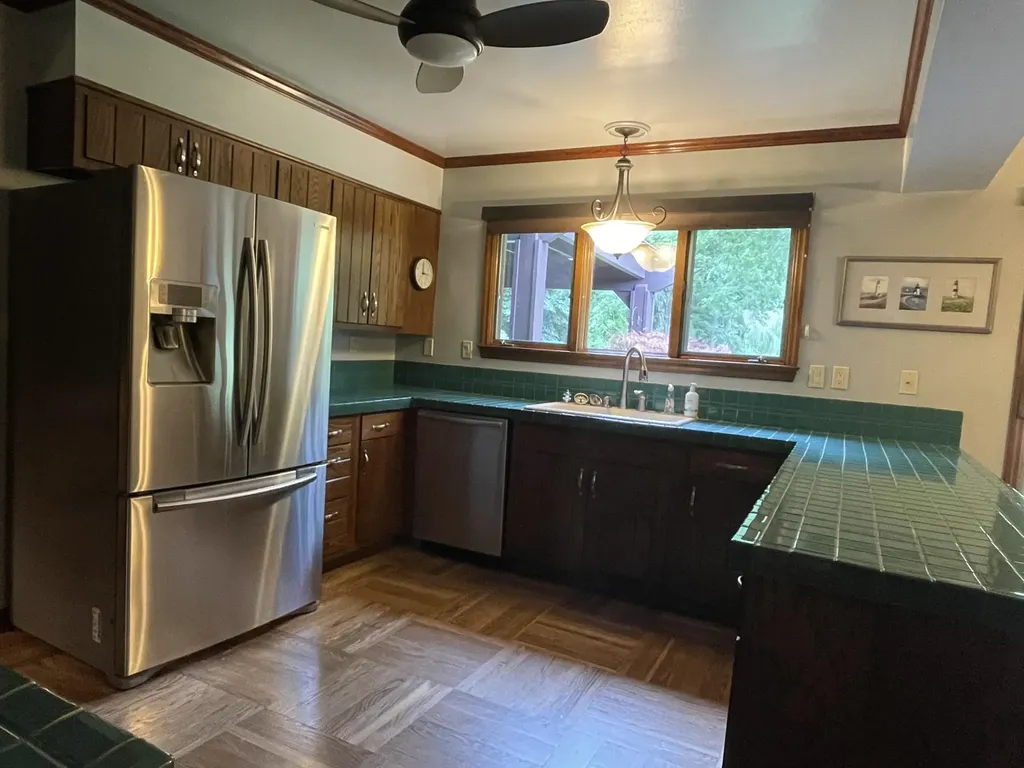 859 Woodland Hills Harlan KY 40831