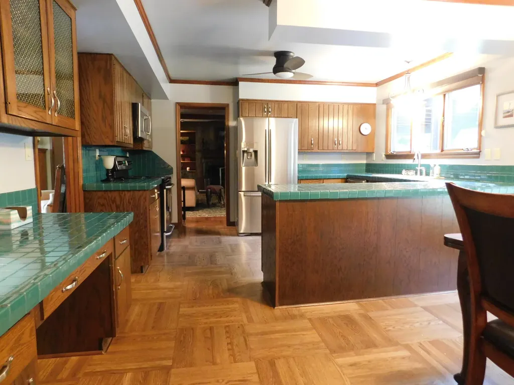 859 Woodland Hills Harlan KY 40831