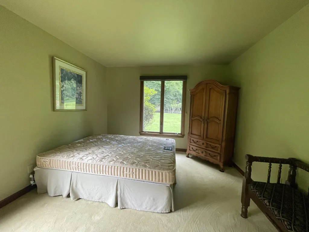 859 Woodland Hills Harlan KY 40831