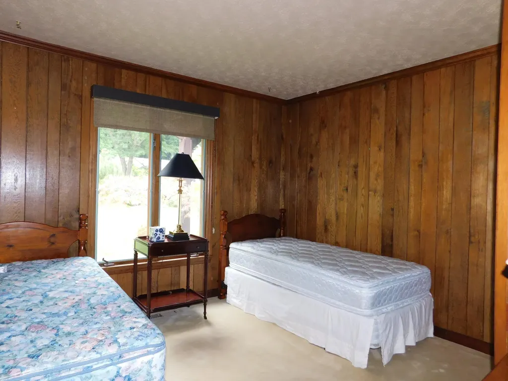 859 Woodland Hills Harlan KY 40831