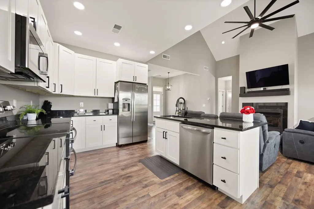 57 Beth Lane Hustonville KY 40437