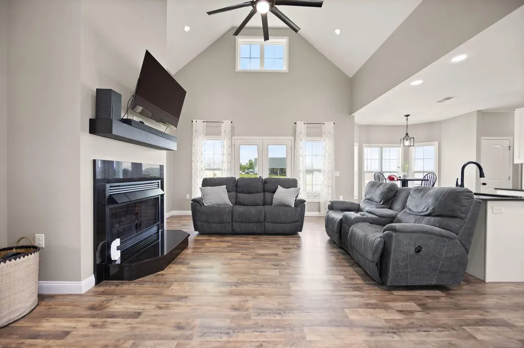 57 Beth Lane Hustonville KY 40437
