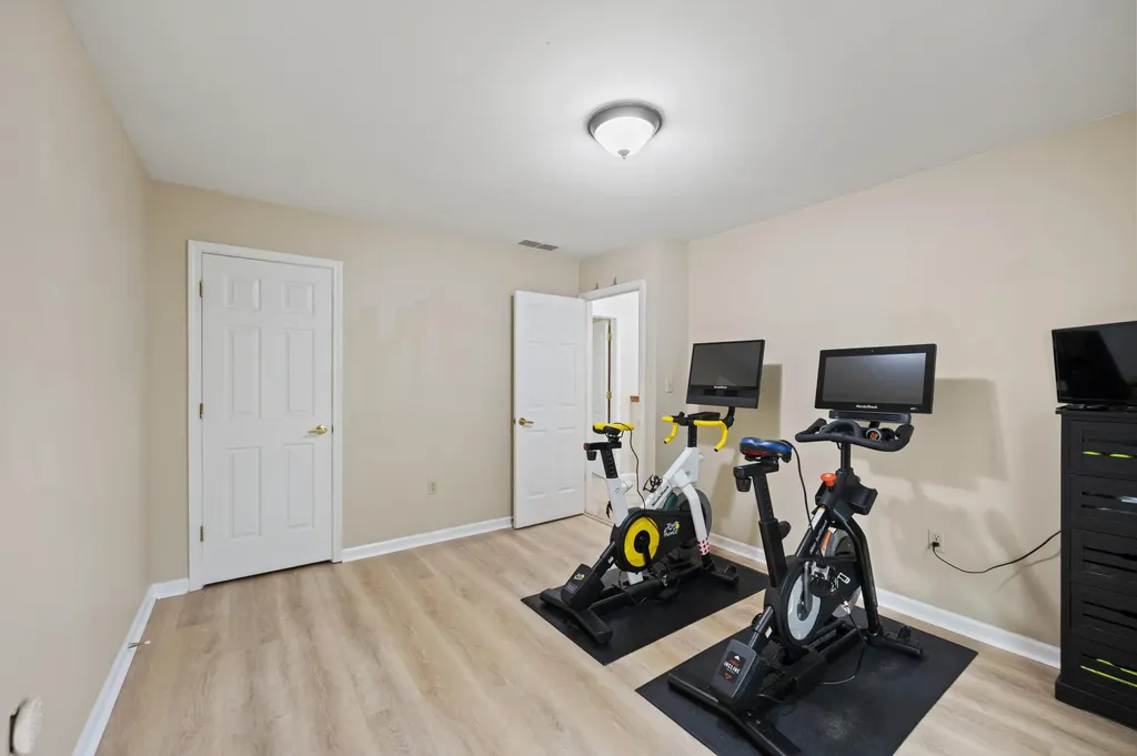 3304 Hunting Hills Drive Lexington KY 40515