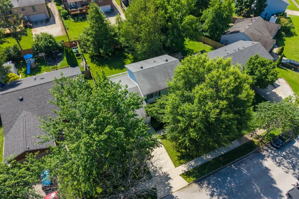 3304 Hunting Hills Drive Lexington KY 40515