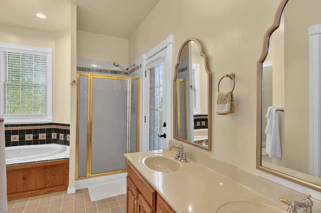 227 Rebecca Lane Stanford KY 40484