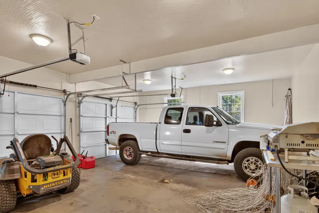 227 Rebecca Lane Stanford KY 40484